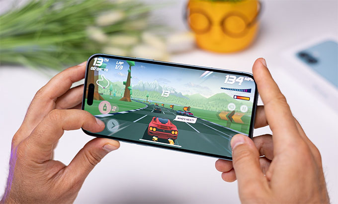 Chip A18 cung cấp năng lượng cho iPhone 16 Plus