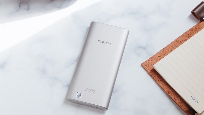 Pin sạc dự phòng kiêm sạc không dây Samsung