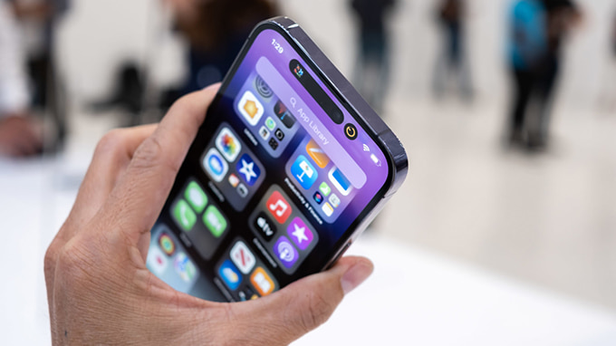 iPhone 14 Pro Max 128GB sở hữu màn hình 6.7 inch 120Hz sắc nét