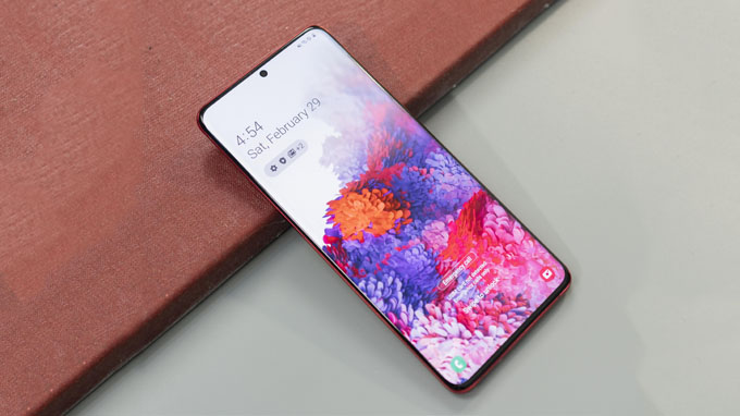 Galaxy S20 Plus 5G 256GB sở hữu màn hình sắc nét, tần số quét màn hình đến 120HZ
