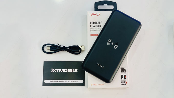 Pin dự phòng iWalk Chic 10000mAh sở hữu thiết kế nhỏ gọn, dễ dàng di chuyển