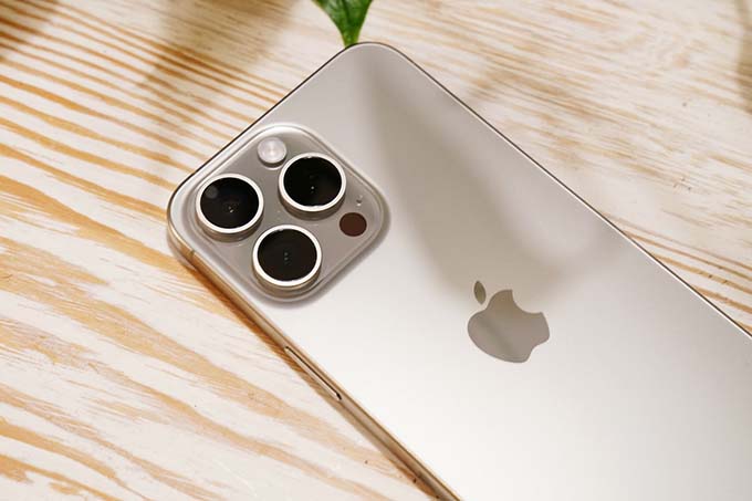 Camera iPhone 15 Pro 1TB cũ 97% chụp ảnh chuyên nghiệp