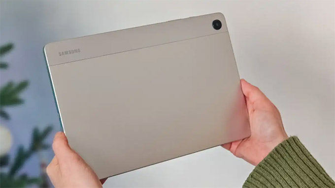 Thiết kế sang trọng, gọn nhẹ và hiện đại