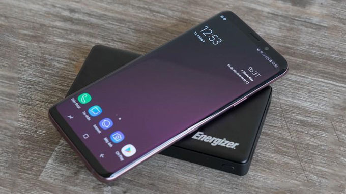 Pin dự phòng Energizer 10,000mAh QC 3.0 - QE10000CQ được trang bị công nghệ sạc nhanh Quick Charge 3.0