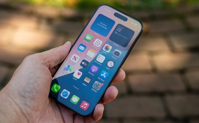 Đánh giá màn hình của iPhone 16 Pro