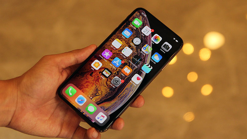 Man-hinh-cong-nghe-đinh-cao-tren-Xs-Max-XTmobile