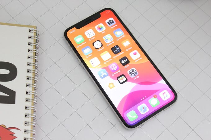 iPhone XS 64GB cũ 97% sở hữu màn hình LCD