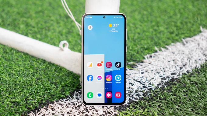 Màn hình Galaxy S23 Fe 128GB hiển thị tốt