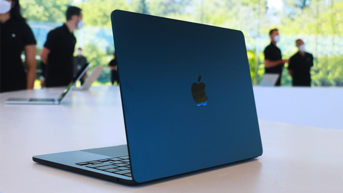 macbook-air-m2-2022-8gb-256gb-chinh-hang