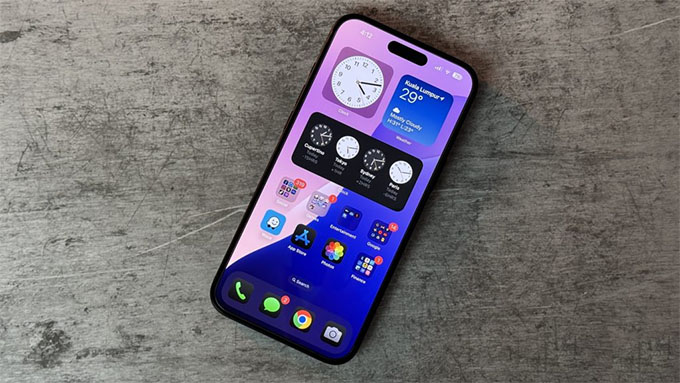 àn hình iPhone 16 Plus 512GB Chưa Active sử dụng tấm nền OLED Super Retina XDR 6,7 inch