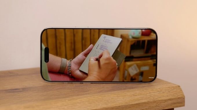 Màn hình của iPhone Air 1TB Cũ đẹp (97%) vẫn rất mượt mà