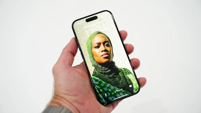 Màn hình iPhone 15 Pro Max 1TB