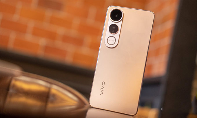 Vivo V50 Lite 5G mang ngôn ngữ thiết kế quen thuộc của dòng V