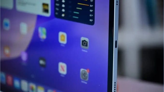 pin và sạc của iPad Air 7 M3 11inch 5G Chính hãng (VN/A)