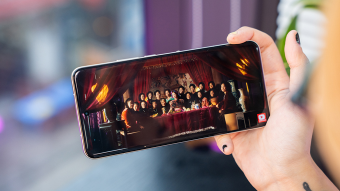 Điện thoại Xiaomi 15 Ultra 1TB được trang bị vi xử lý Snapdragon 8 Elite