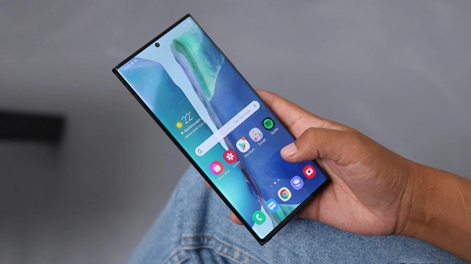 Màn hình rực rỡ sắc màu, đậm chất Samsung