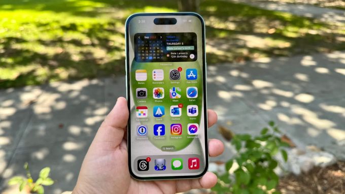 Màn hình iPhone 15 128GB sắc nét