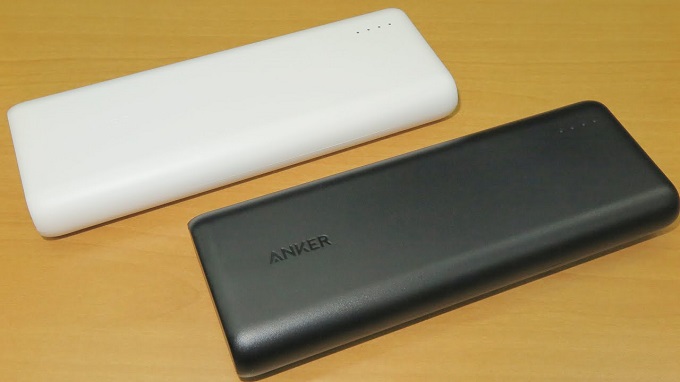 Có 2 tùy chọn màu sắc gồm trắng và đen giúp người dùng dễ dàng lựa chọn