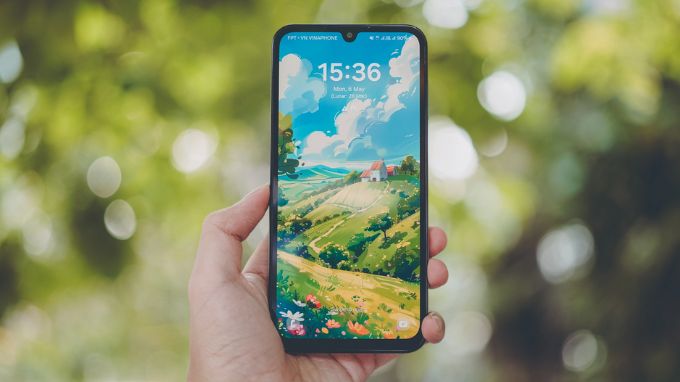 Màn hình Super AMOLED siêu nét cho trải nghiệm hiển thị sống động