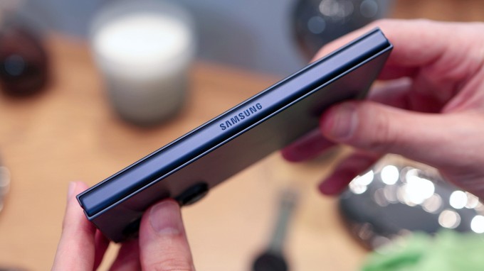 Bản lề của Galaxy Z Fold 6