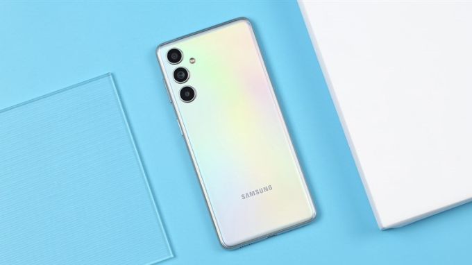 Thiết kế đơn giản, trẻ trung và năng động