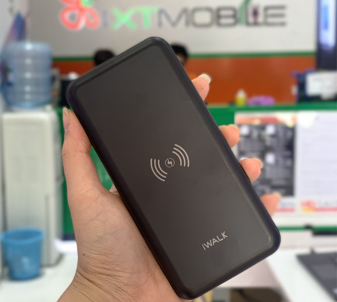 Mua pin dự phòng iWalk Chic 10000mAh giá tốt tại XTmobile, đảm bảo chất lượng