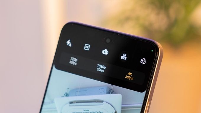 camera trước của Realme 15 5G