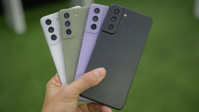 Thiết kế Samsung Galaxy S21 FE 5G 128GB cũ Mỹ