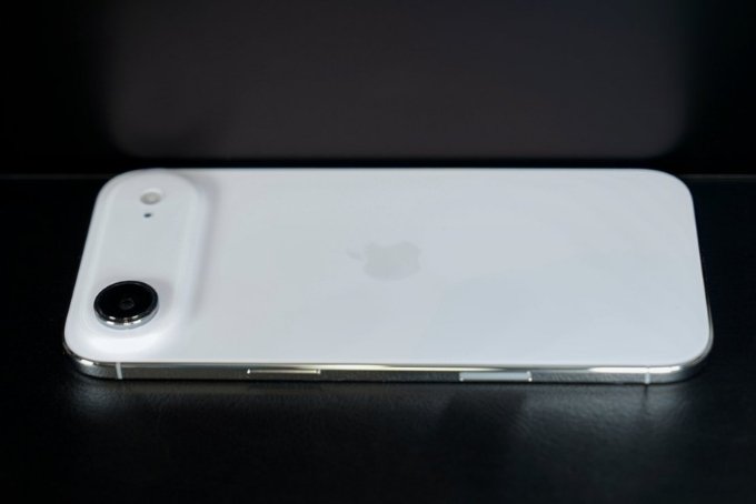 Đánh giá tình trạng iPhone Air cũ 512GB