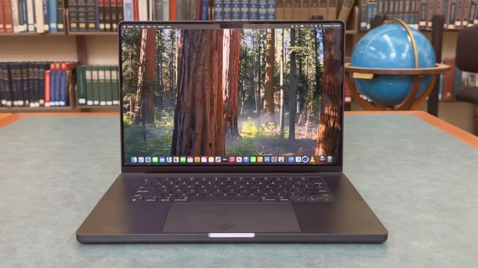 Màn hình MacBook Pro 16-inch M4 Pro (14CPU-20GPU) 24GB (VN/A)