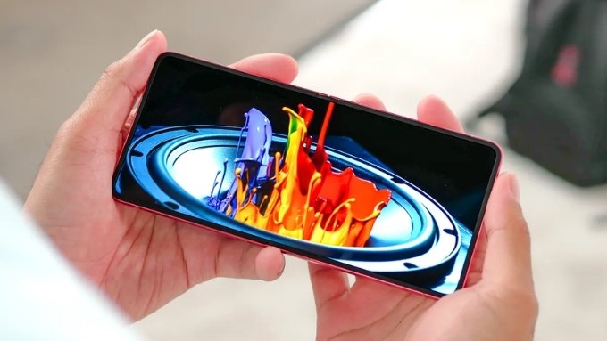 Màn hình Samsung Galaxy Z Flip 7