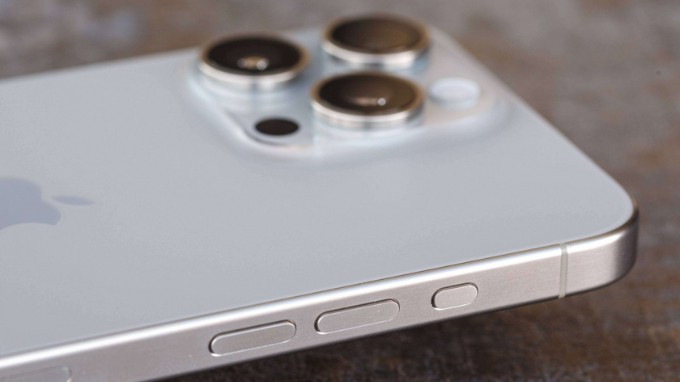 Nút Action trên iPhone 15 Pro