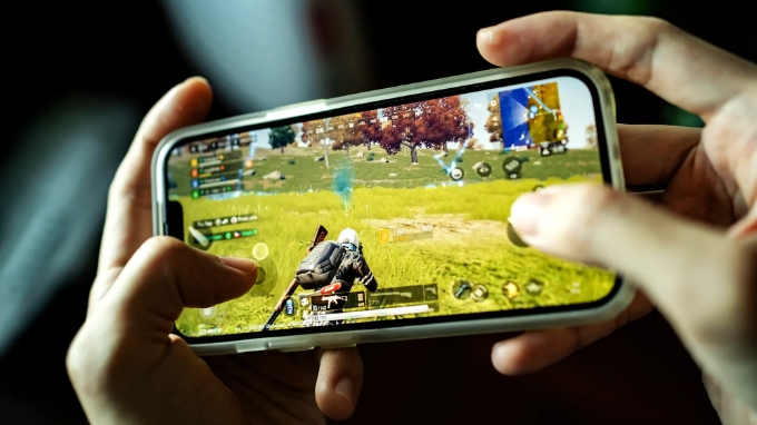 Hiệu năng vẫn đáp ứng tốt nhờ chip A18 Pro