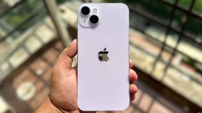 iPhone 14 Plus 512GB (Cũ 99%) có thiết kế đơn giản, tinh tế