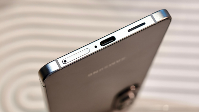 Galaxy S25 Edge 512GB có thể hoạt động cả ngày dài