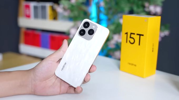 Thiết kế Realme 15T 5G