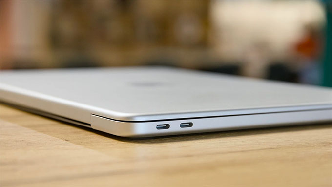MacBook Neo 512GB có hai cổng USB-C